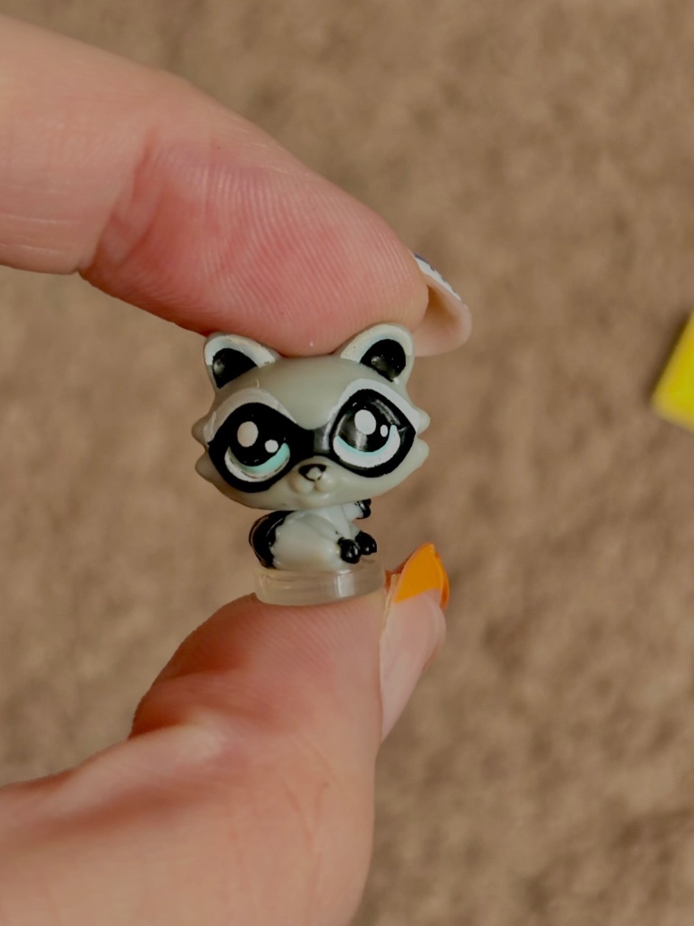 LPS Littlest Pet Shop Teensies Raccoon T30 Mini Figure Teeniest Tiniest Y2K Toy